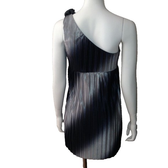 Love Tease Dress Size 7 Juniors One Shoulder Pleated Party Cocktail Roses - Picture 3 of 5